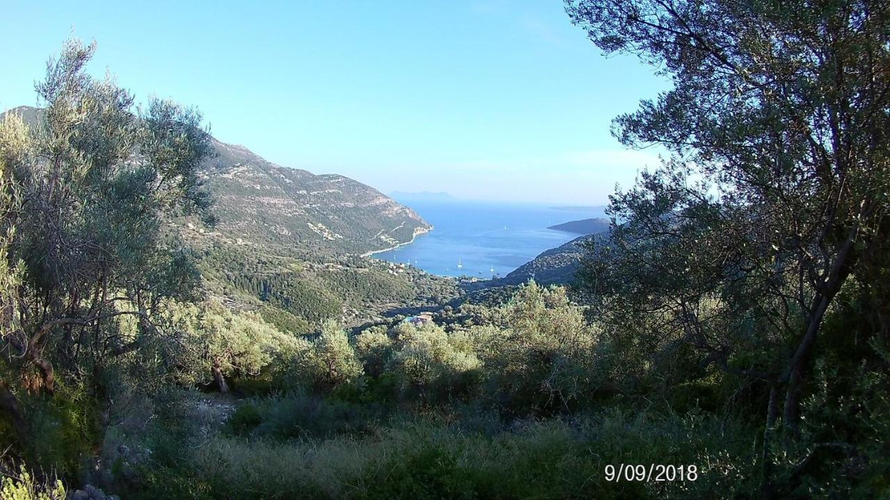 Ionio Sea Poros Studios Mikros Gialos Eksteriør billede